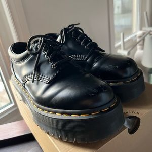 Black original Dr.Martin Docs platform shoes